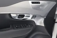 Volvo XC90 din 2024 cu 20.100 km - oferta VOL184679 - foto 12