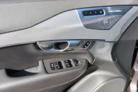Volvo XC90 din 2024 cu 19.600 km - oferta VOL184680 - foto 9