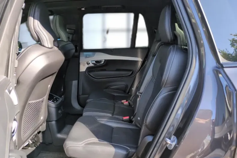 Volvo XC90 din 2024 cu 19.600 km - oferta VOL184680 - foto 19