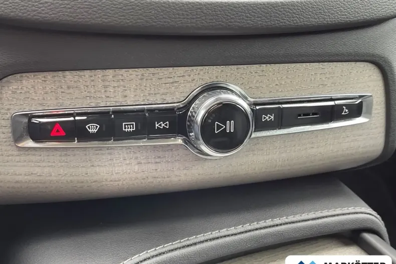 Volvo XC90 din 2024 cu 33.340 km - oferta VOL184681 - foto 17