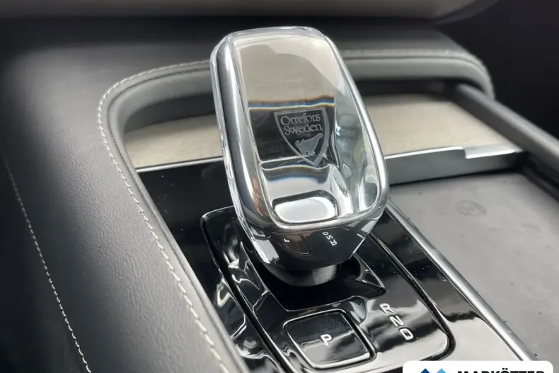 Volvo XC90 din 2024 cu 33.340 km - oferta VOL184681 - foto 22