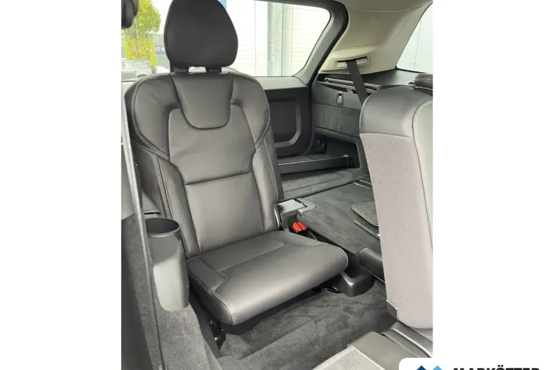 Volvo XC90 din 2024 cu 33.340 km - oferta VOL184681 - foto 24
