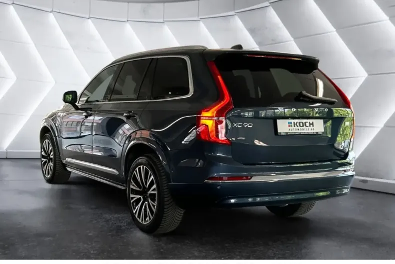 Volvo XC90 din 2024 cu 31.940 km - oferta VOL184682 - foto 4