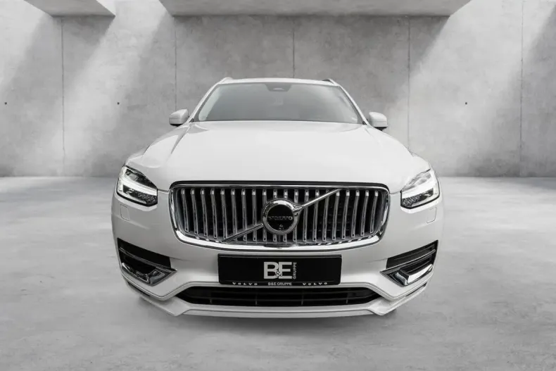 Volvo XC90 din 2024 cu 15.800 km - oferta VOL184684 - foto 2