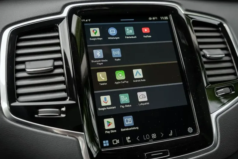 Volvo XC90 din 2024 cu 15.800 km - oferta VOL184684 - foto 12