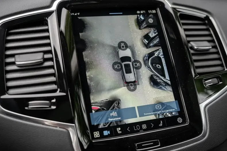 Volvo XC90 din 2024 cu 15.800 km - oferta VOL184684 - foto 13