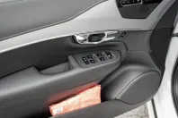 Volvo XC90 din 2024 cu 15.800 km - oferta VOL184684 - foto 19