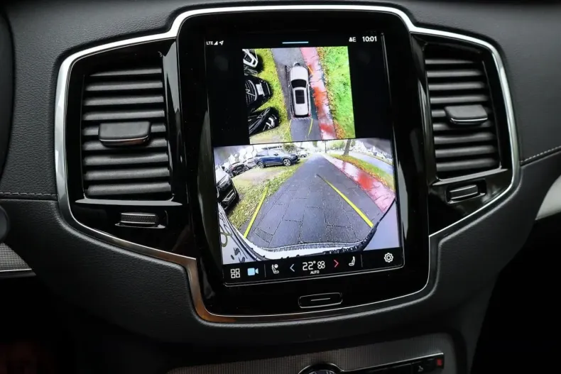 Volvo XC90 din 2024 cu 20.300 km - oferta VOL184685 - foto 13