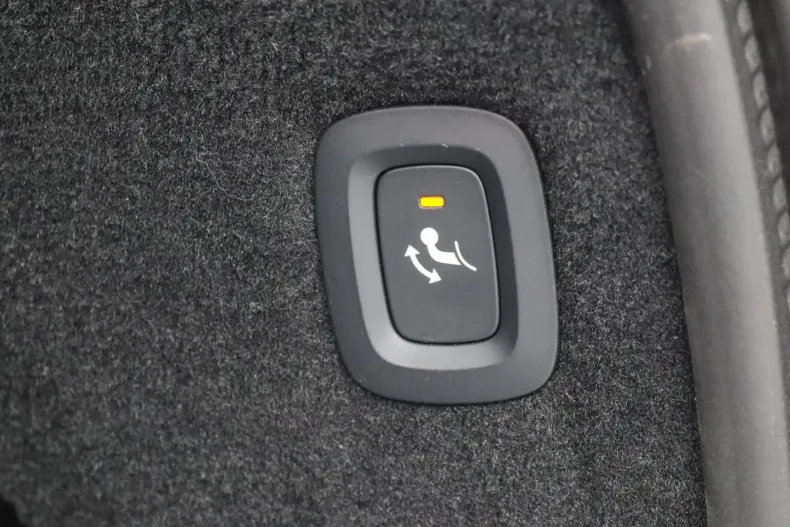 Volvo XC90 din 2024 cu 20.300 km - oferta VOL184685 - foto 17