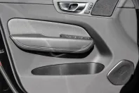 Volvo XC60 din 2024 cu 11.651 km - oferta VOL184686 - foto 10