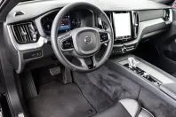 Volvo XC60 din 2024 cu 21.549 km - oferta VOL184688 - foto 4