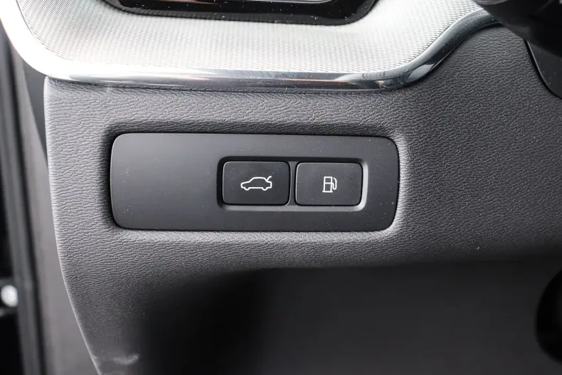 Volvo XC60 din 2024 cu 21.549 km - oferta VOL184688 - foto 11