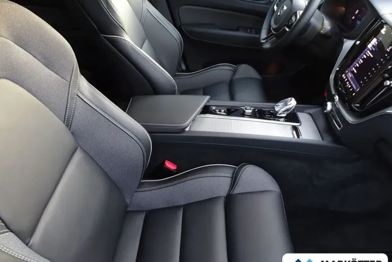 Volvo XC60 din 2024 cu 55.859 km - oferta VOL184690 - foto 13