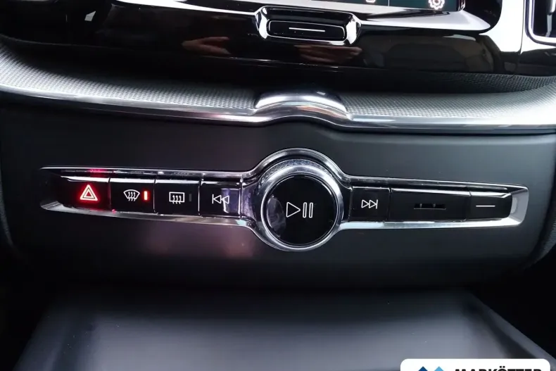 Volvo XC60 din 2024 cu 55.859 km - oferta VOL184690 - foto 20