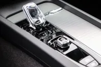 Volvo XC60 din 2024 cu 21.759 km - oferta VOL184691 - foto 6