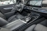 BMW 750 (Seria 7) din 2024 cu 44.878 km - oferta BMW184695 - foto 13