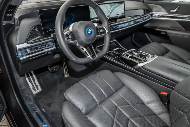 BMW 750 (Seria 7) din 2024 cu 44.878 km - oferta BMW184695 - foto 18