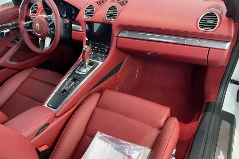 Porsche Boxster din 2024 cu 40 km - oferta POR184696 - foto 14