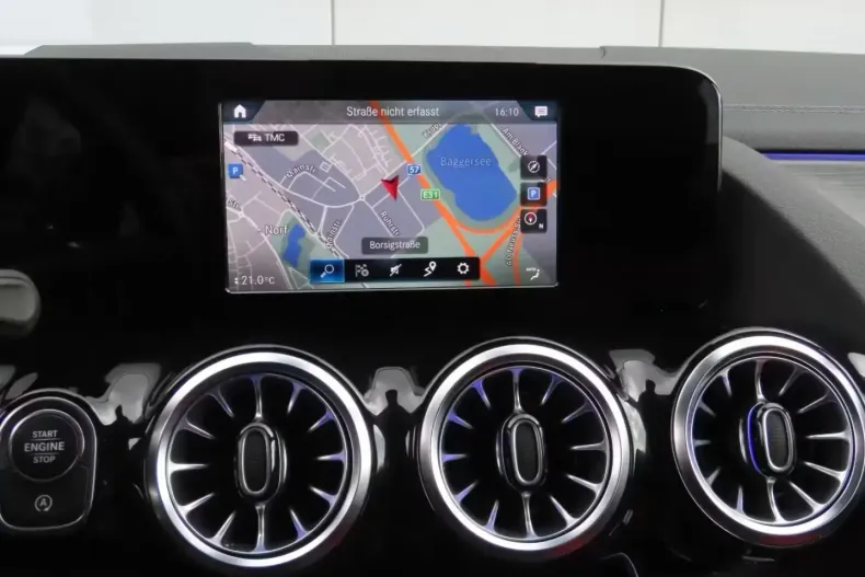 Mercedes-Benz GLA 200 (Clasa GLA) din 2021 cu 64.465 km - oferta MER184698 - foto 11