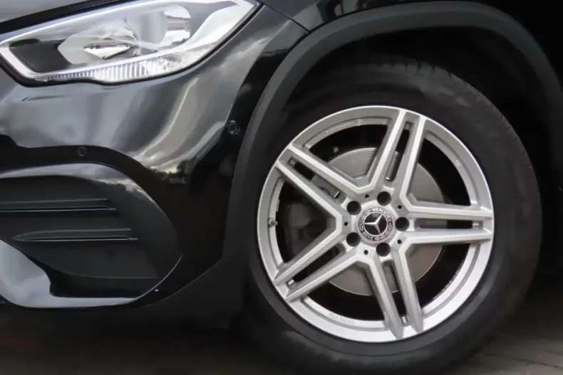 Mercedes-Benz GLA 200 (Clasa GLA) din 2021 cu 64.465 km - oferta MER184698 - foto 22