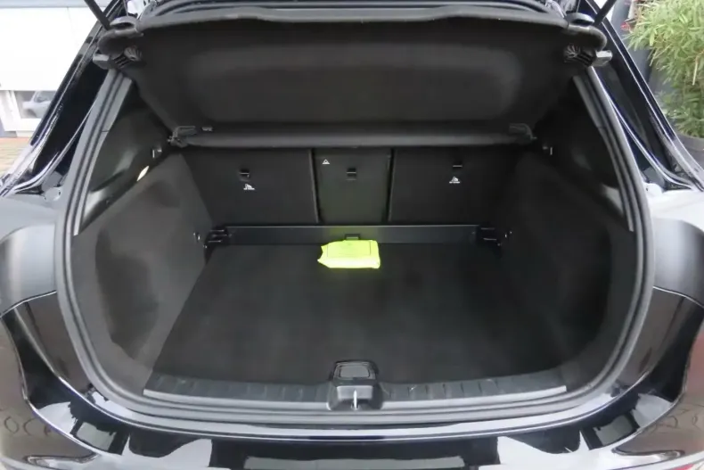 Mercedes-Benz GLA 200 (Clasa GLA) din 2021 cu 64.465 km - oferta MER184698 - foto 23