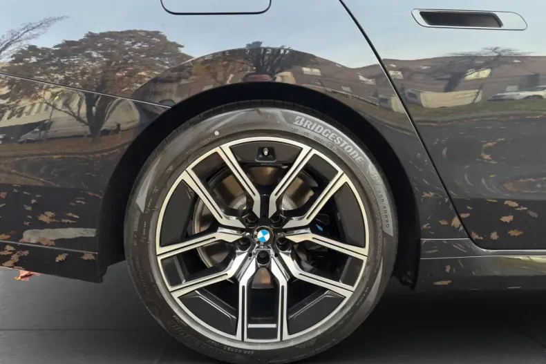 BMW 740 (Seria 7) din 2024 cu 42.890 km - oferta BMW184704 - foto 6