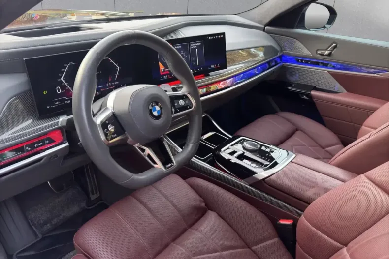 BMW 740 (Seria 7) din 2024 cu 42.890 km - oferta BMW184704 - foto 22