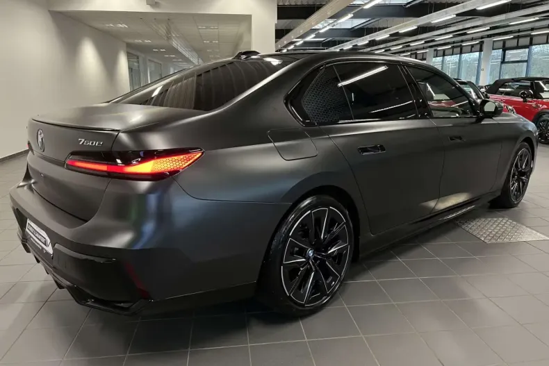 BMW 750 (Seria 7) din 2024 cu 69.400 km - oferta BMW184705 - foto 5