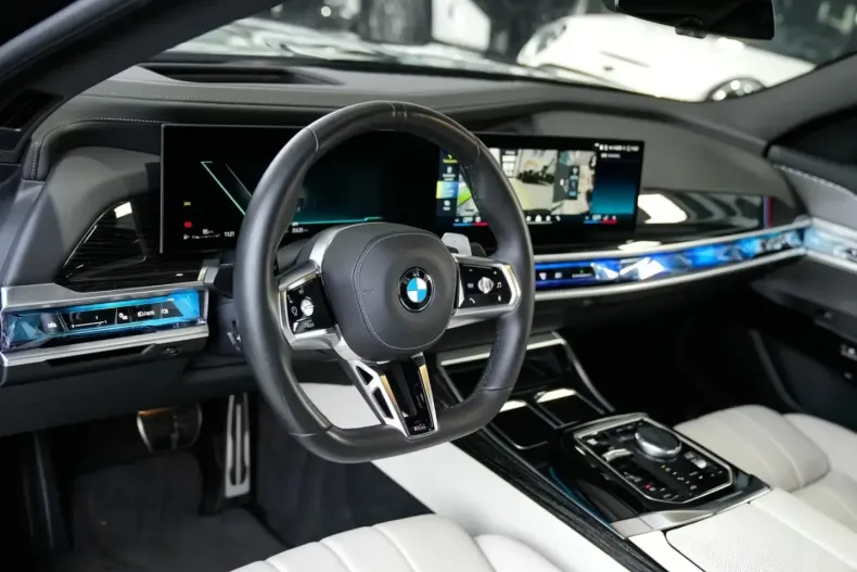 BMW 740 (Seria 7) din 2025 cu 35.635 km - oferta BMW184706 - foto 17