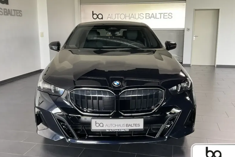 BMW 540 (Seria 5) din 2025 cu 23.700 km - oferta BMW184716 - foto 2