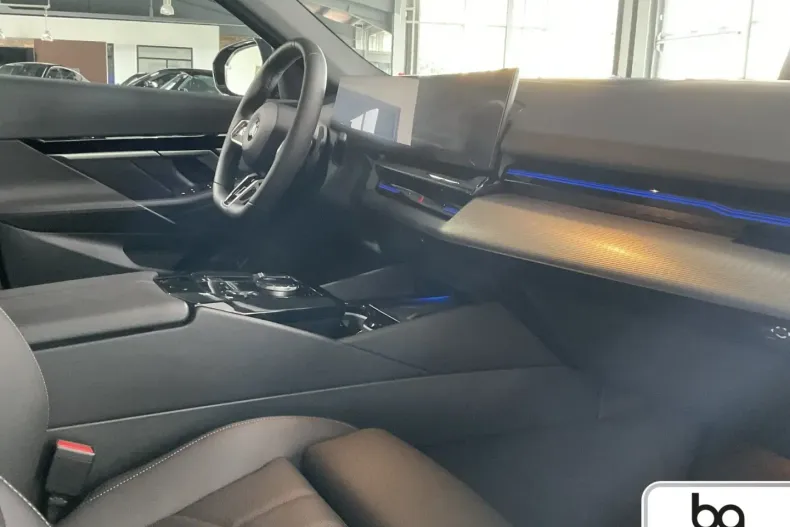 BMW 540 (Seria 5) din 2025 cu 23.700 km - oferta BMW184716 - foto 6