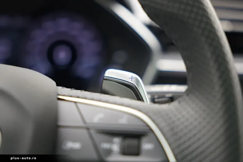 Audi RSQ3 din 2023 cu 11.300 km - oferta AUD184717 - foto 17