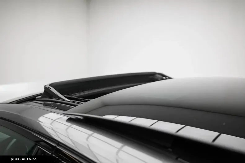 Audi RSQ3 din 2023 cu 11.300 km - oferta AUD184717 - foto 33