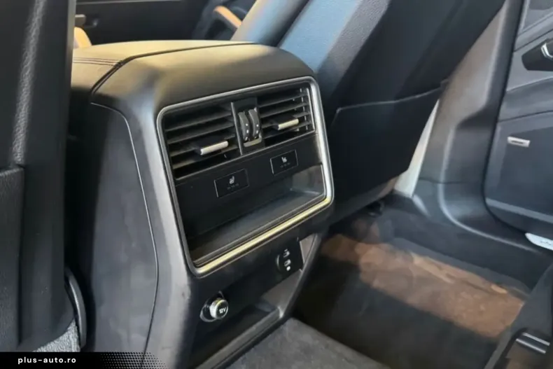 Porsche Cayenne din 2022 cu 94.015 km - oferta POR184719 - foto 9