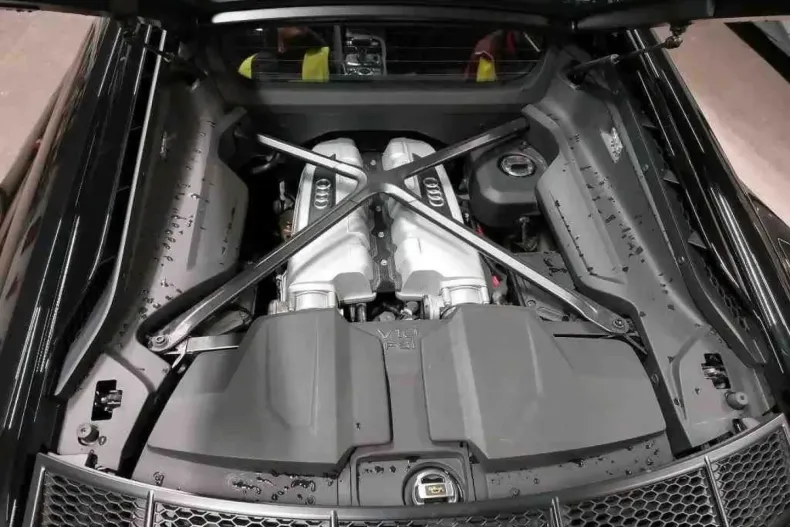 Audi R8 din 2024 cu 10.000 km - oferta AUD184722 - foto 8