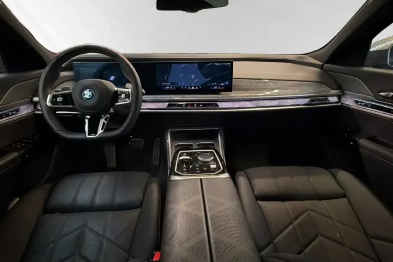 BMW 750 (Seria 7) din 2024 cu 39.072 km - oferta BMW184724 - foto 10