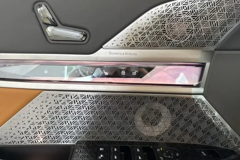 BMW 750 (Seria 7) din 2024 cu 44.950 km - oferta BMW184725 - foto 11