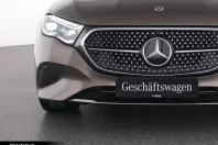 Mercedes-Benz E 300 (Clasa E) din 2025 cu 8.074 km - oferta MER184726 - foto 14