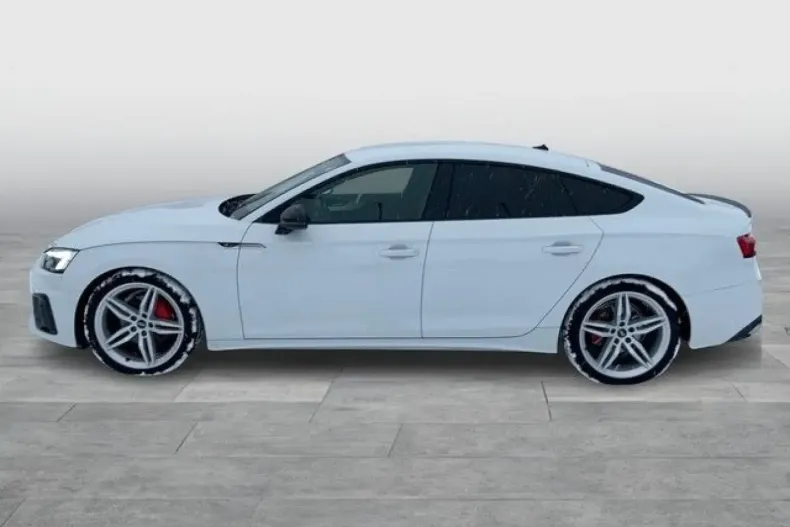 Audi A5 din 2023 cu 41.602 km - oferta AUD184727 - foto 2