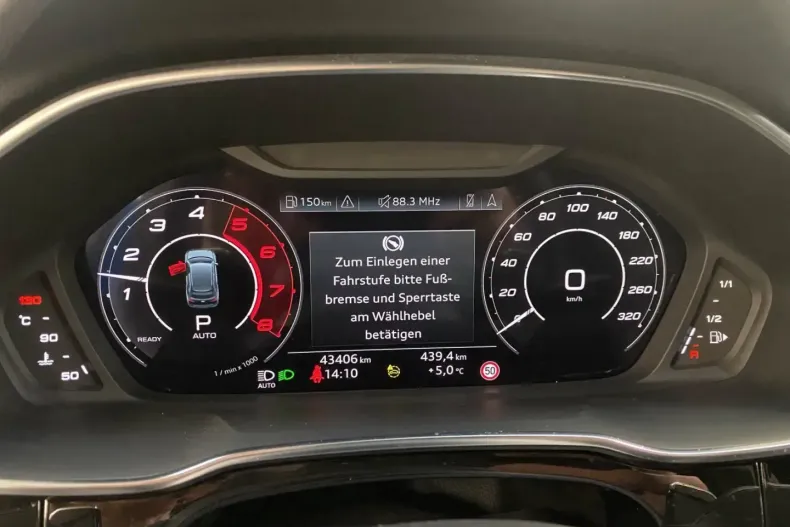 Audi RSQ3 din 2023 cu 43.406 km - oferta AUD184731 - foto 12