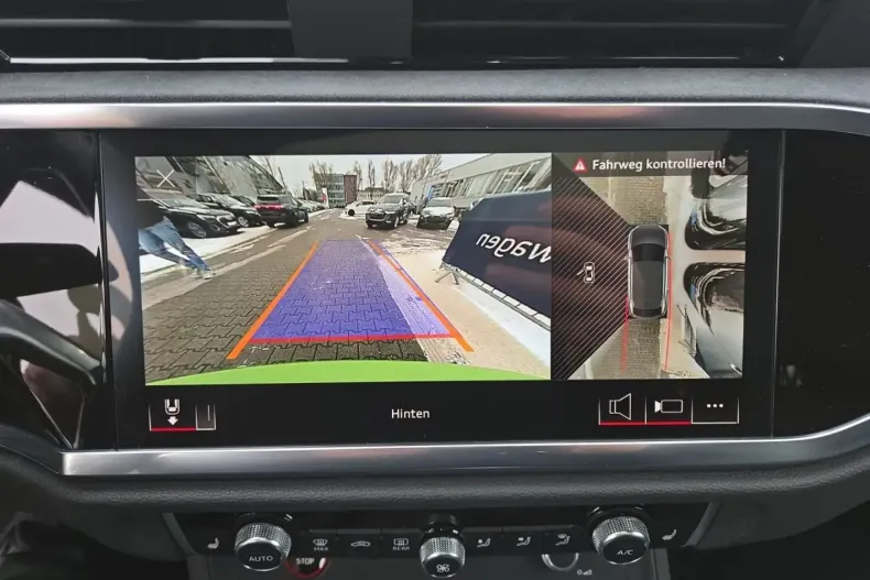 Audi RSQ3 din 2024 cu 19.960 km - oferta AUD184732 - foto 19