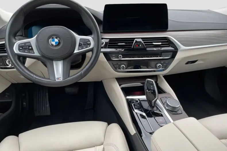 BMW 530 (Seria 5) din 2022 cu 35.442 km - oferta BMW184742 - foto 9