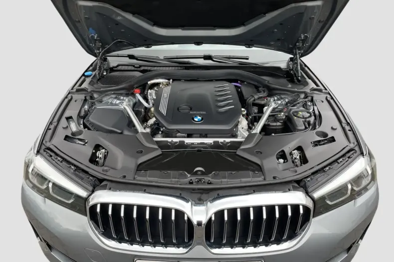 BMW 530 (Seria 5) din 2022 cu 35.442 km - oferta BMW184742 - foto 12