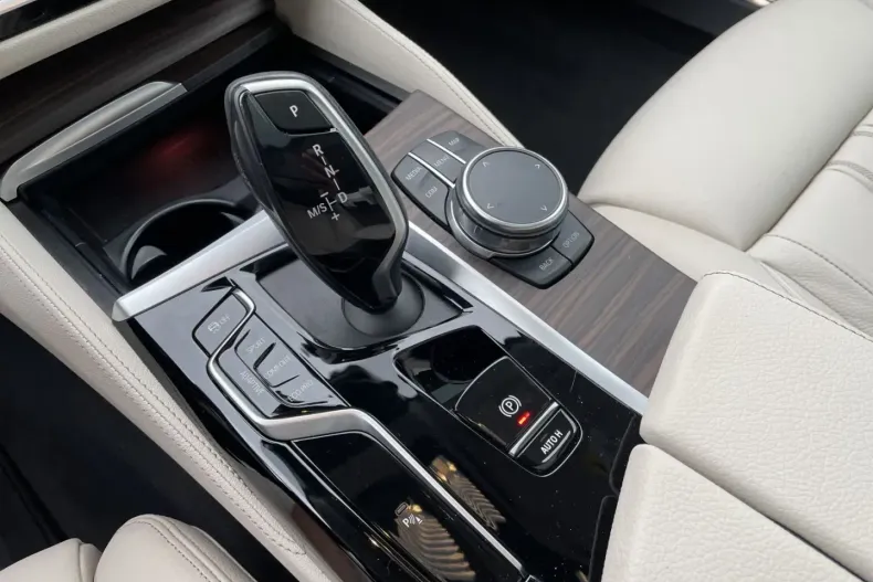 BMW 530 (Seria 5) din 2022 cu 35.442 km - oferta BMW184742 - foto 14