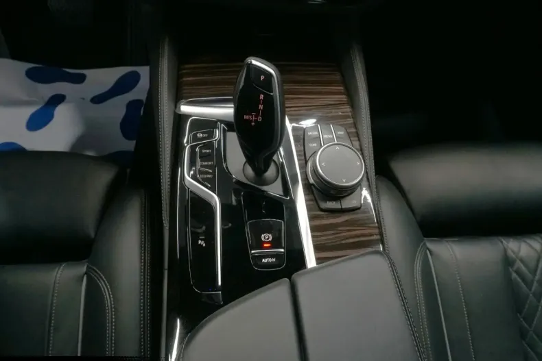 BMW 530 (Seria 5) din 2021 cu 43.296 km - oferta BMW184743 - foto 19