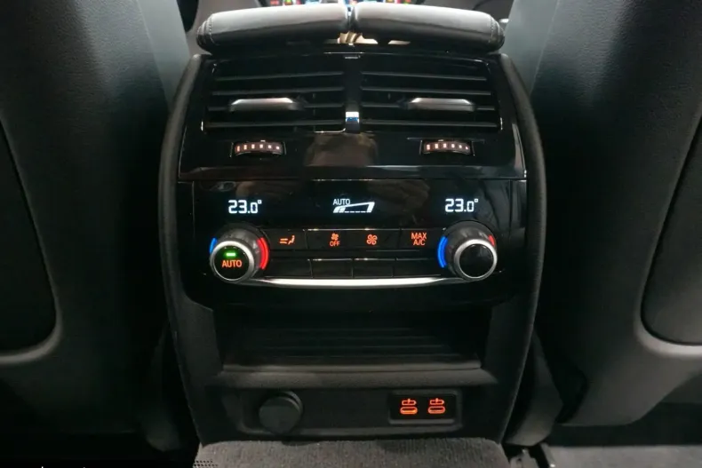 BMW 530 (Seria 5) din 2021 cu 43.296 km - oferta BMW184743 - foto 35