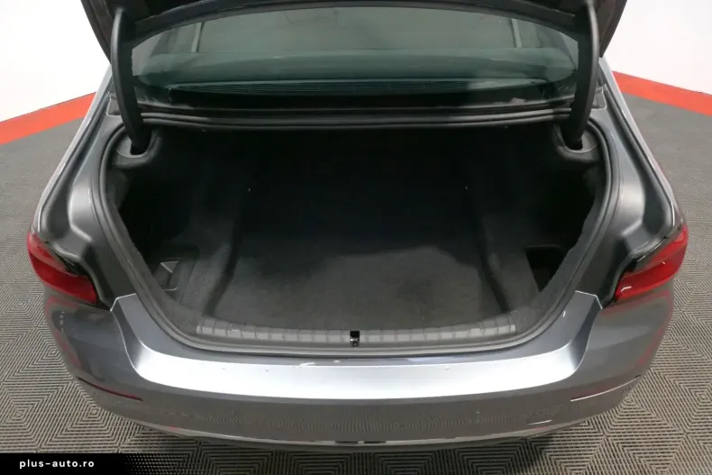 BMW 530 (Seria 5) din 2021 cu 43.296 km - oferta BMW184743 - foto 39