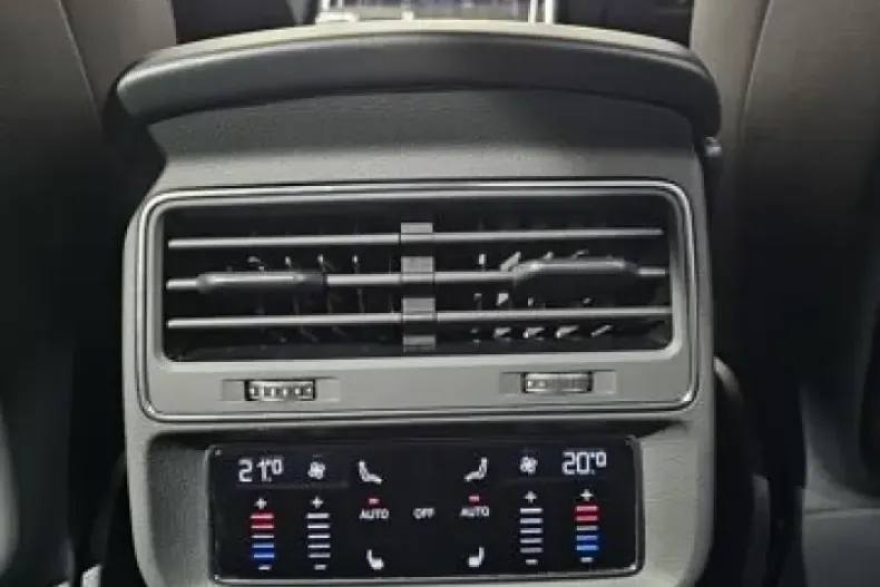 Audi SQ8 din 2024 cu 33.926 km - oferta AUD184747 - foto 20