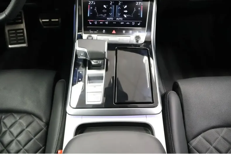 Audi Q8 din 2024 cu 16.884 km - oferta AUD184750 - foto 14