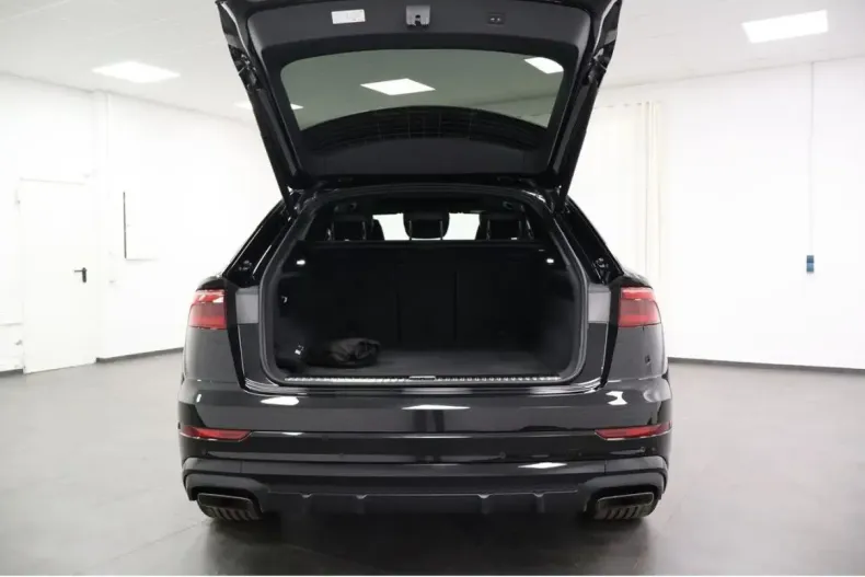 Audi Q8 din 2024 cu 16.884 km - oferta AUD184750 - foto 30